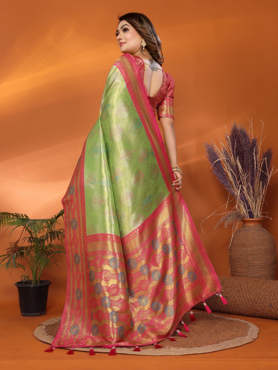 Anaita Green Banarasi Tissue Silk Saree With Weaving Work