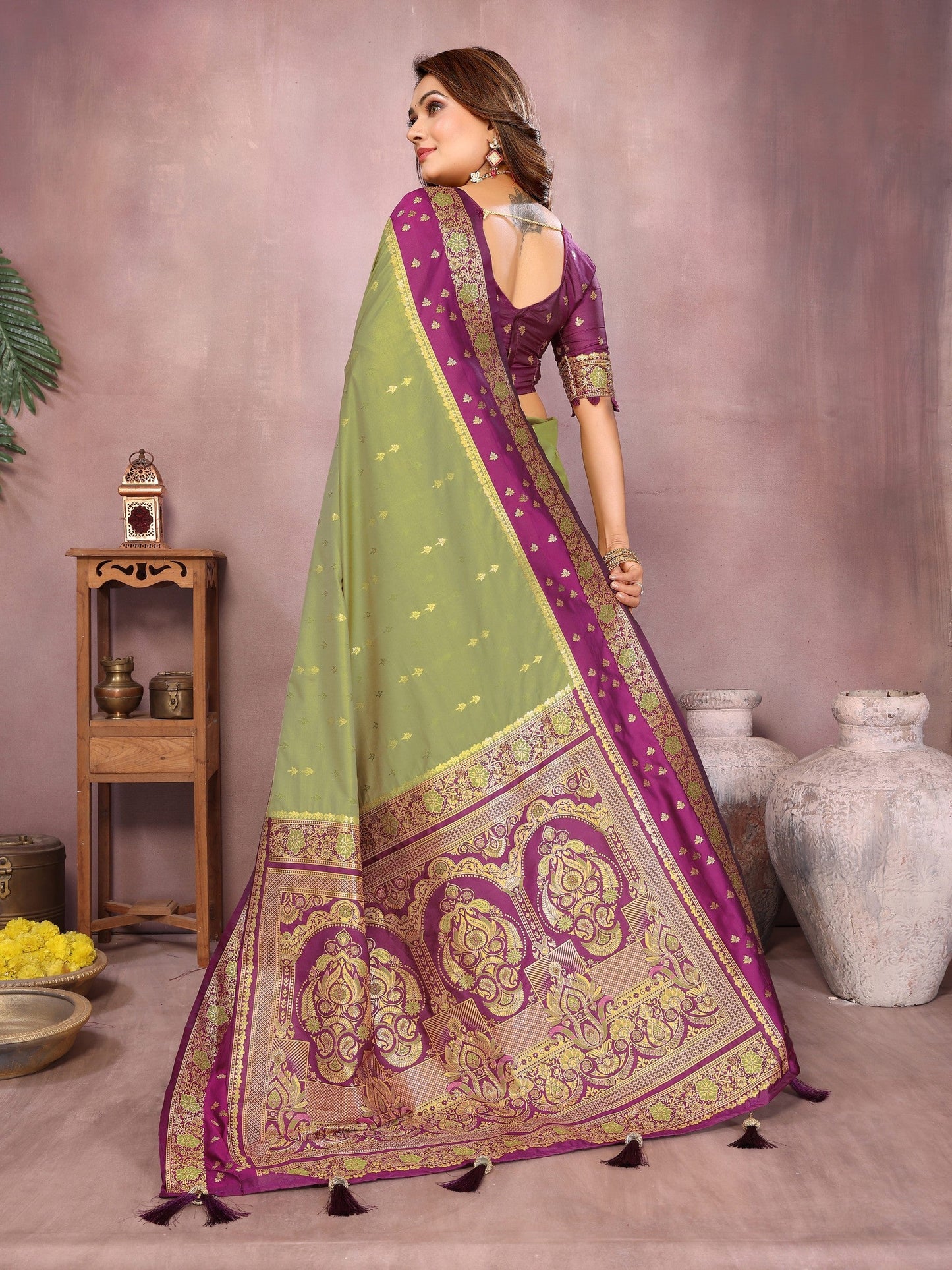 Anaita Green Handloom Kalamkari Silk Saree With Zari Woven Work