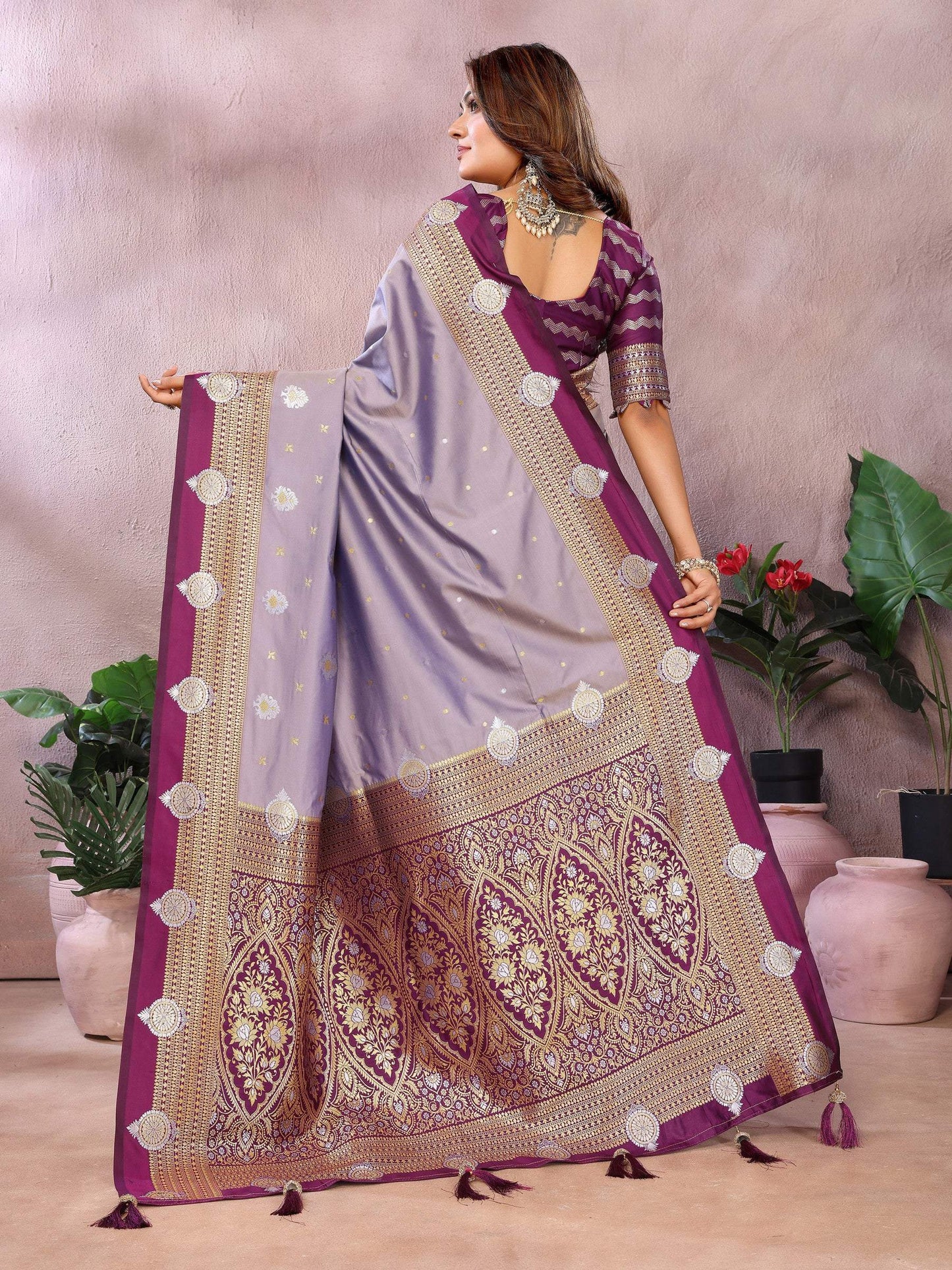 Anaita Lavender Handloom Kalamkari Silk Saree With Zari Woven Work
