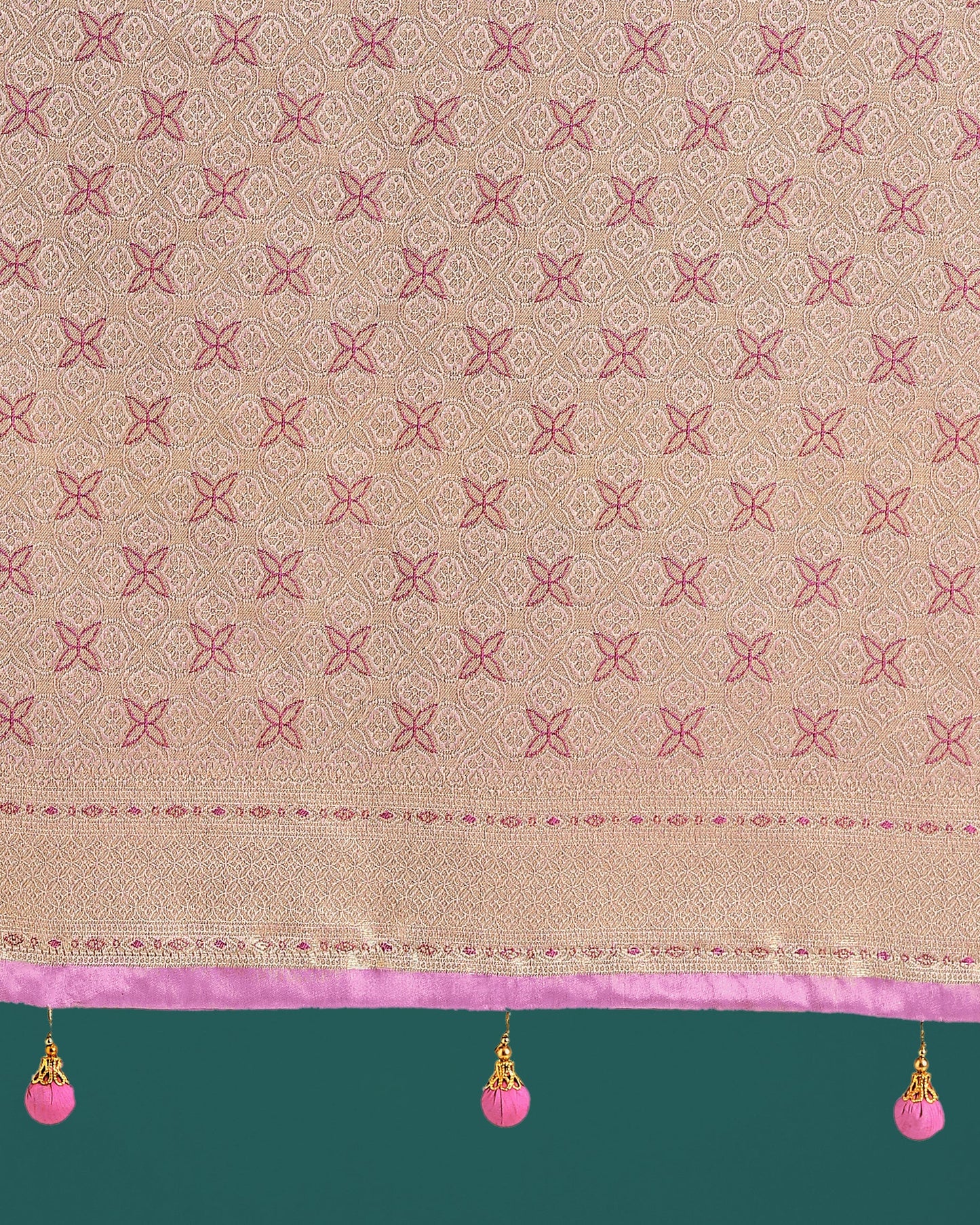 Monjolika Fashion Wonderful Light Lilac Soft Banarasi Satin Silk Leheriya Design Saree