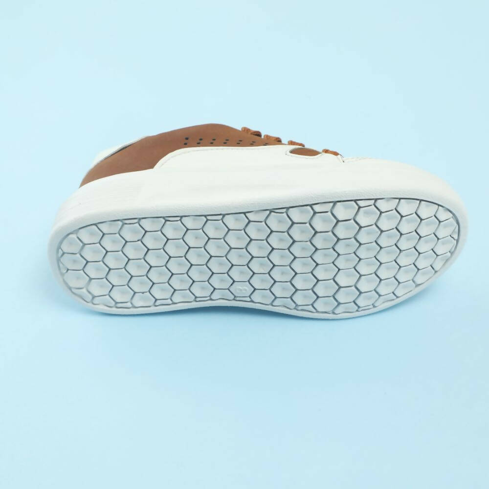 Tiny Bugs Boys Lace Up Casual Shoes - White & Brown