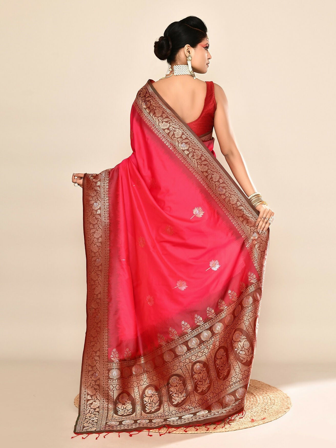 Joban Fashion Rani Pink & Bottle Green Plain With Weaving Border Banarasi Silk Sarees