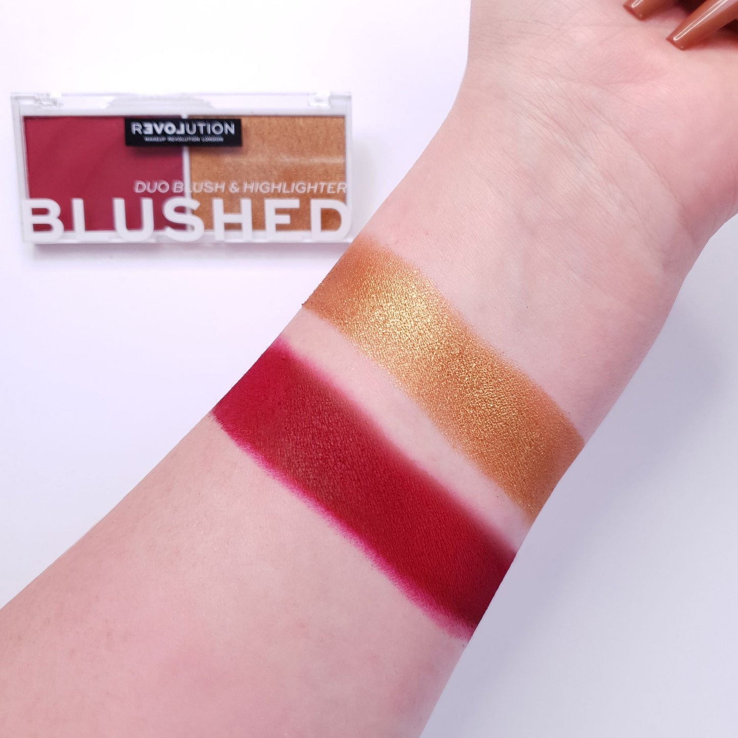 Revolution Relove Colour Play Blushed Duo Baby - Wishful