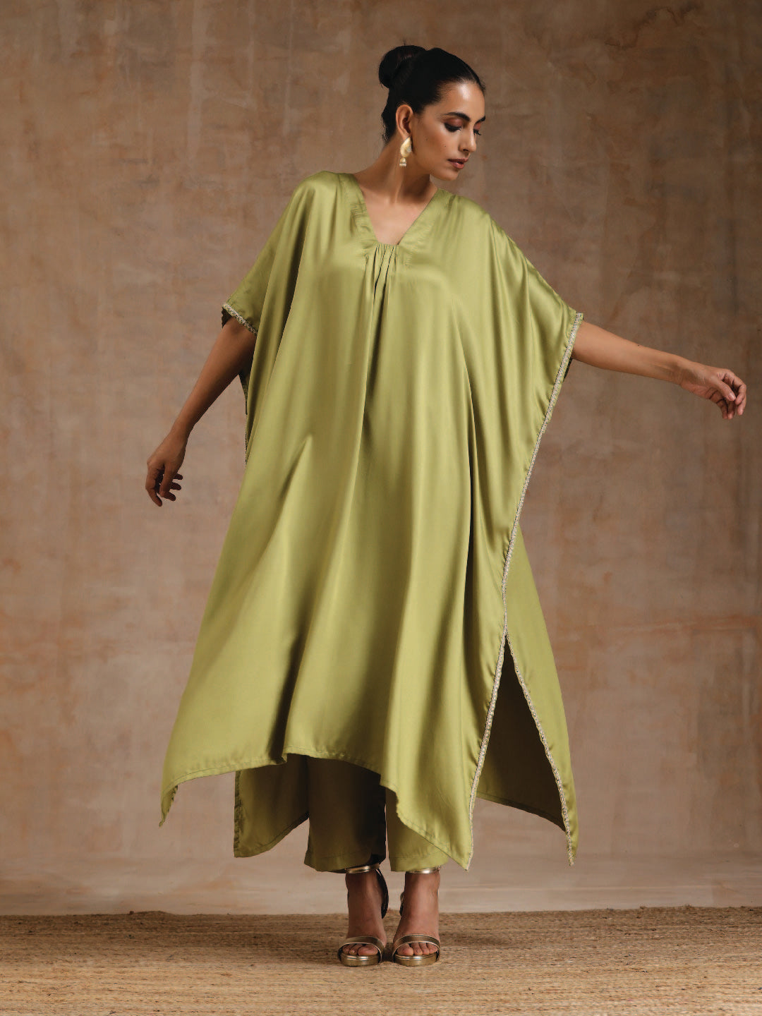 trueBrowns Light Green Modal Satin Kaftan Kurta Set | Relove