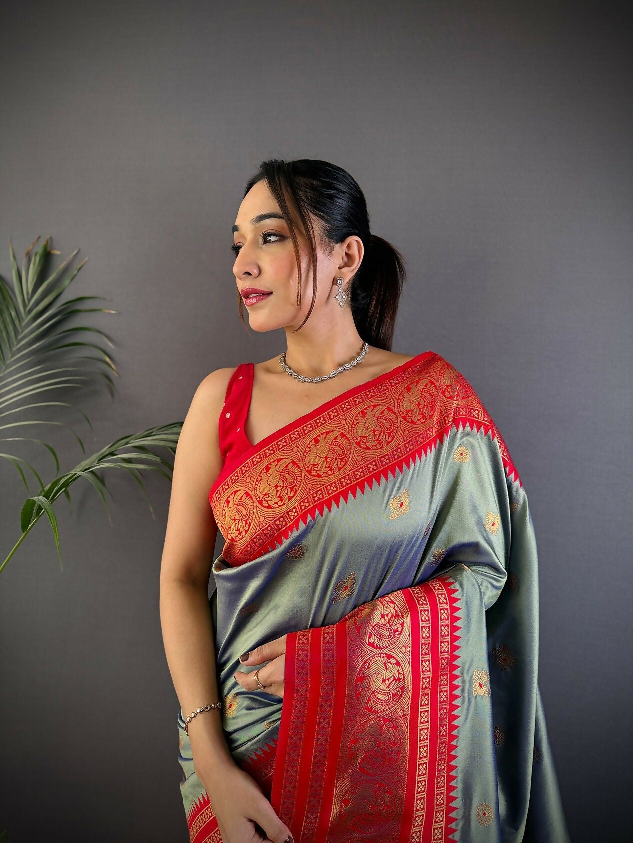 Joban Fashion Banarasi Grey Woven Soft Silk Saree