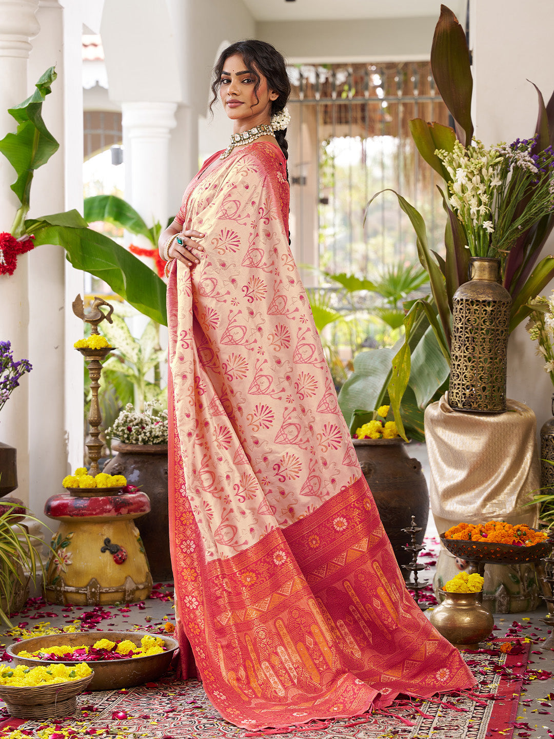 Anaita Cream Silk Woven Saree With Blouse