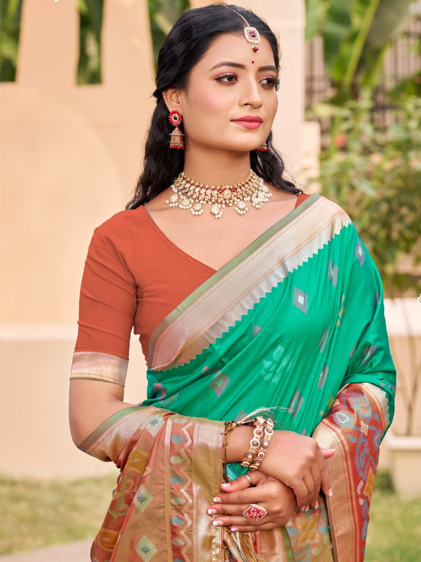 Anaita Olive Silk Saree With Blouse Piece