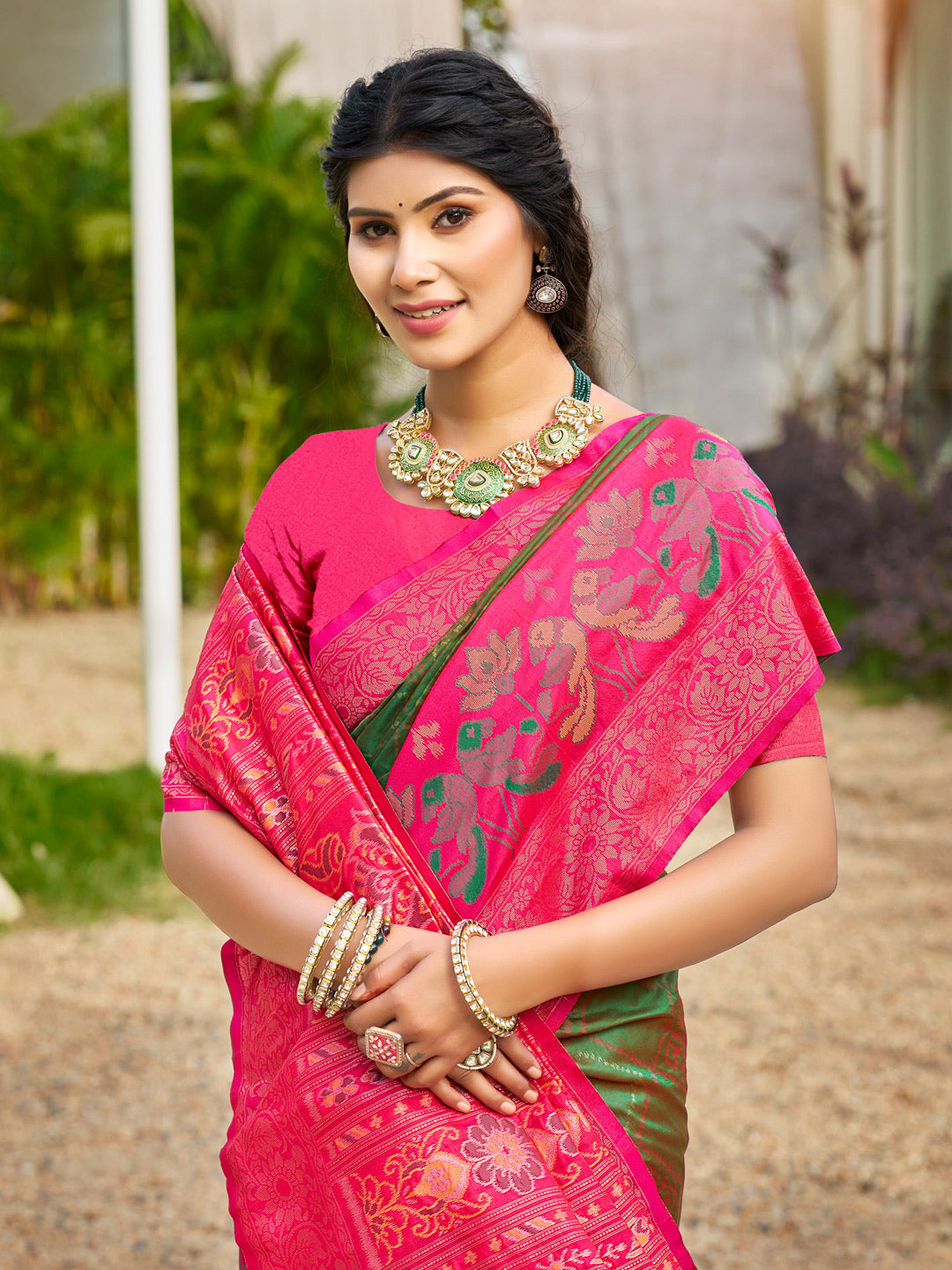 Anaita Green Soft Silk Saree With Floral Printed Work With Blouse