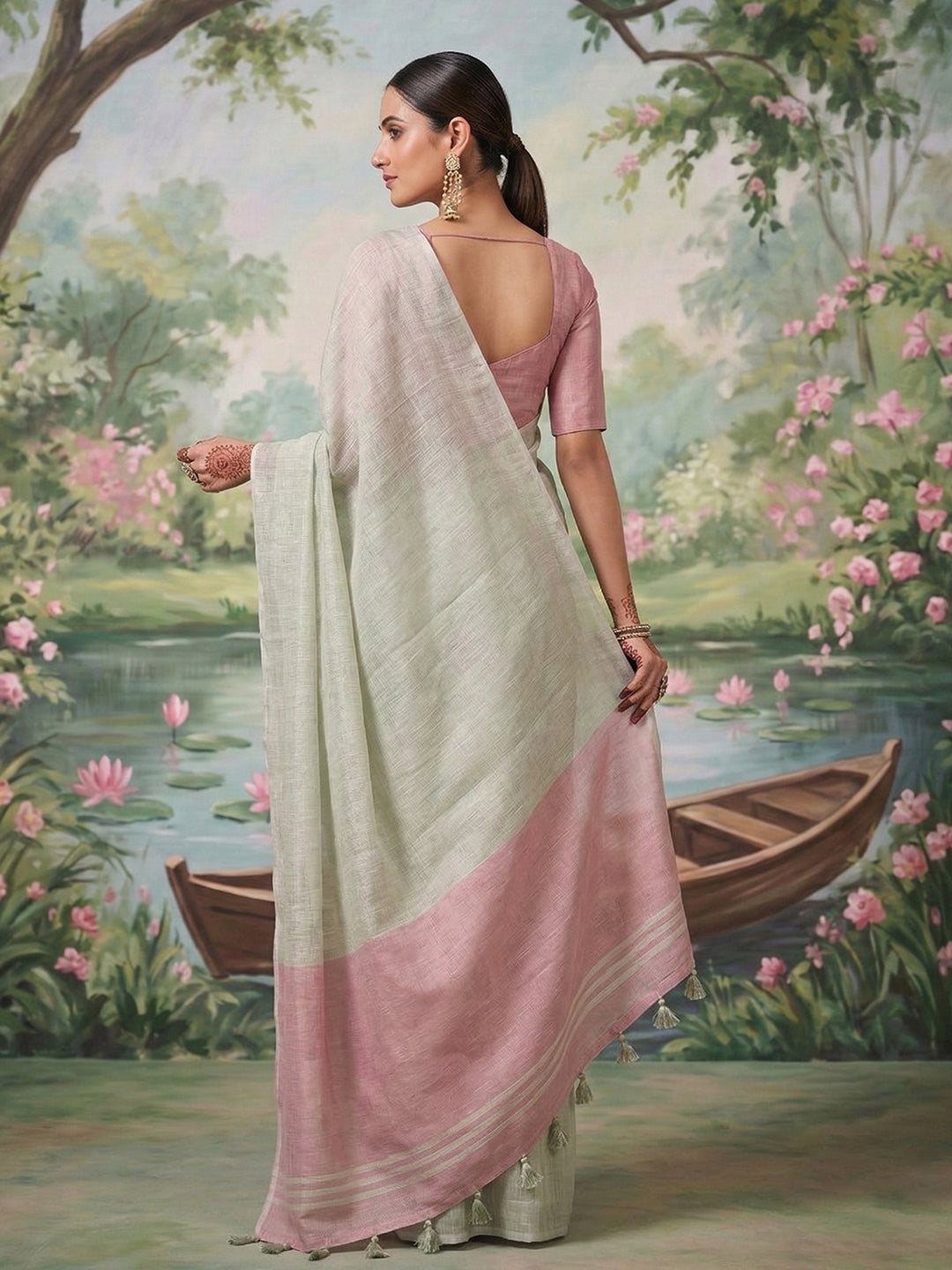 Anaita Grey Tissue Saree With Blouse