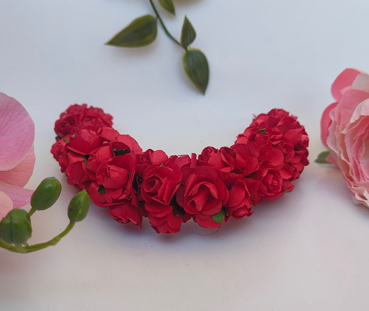 Red Rose Gajra