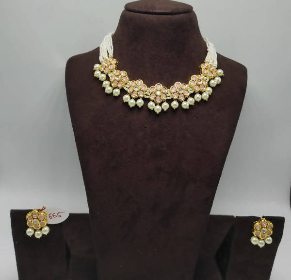 Khavi Arts Enamel Studded Pearl Choker-Peach