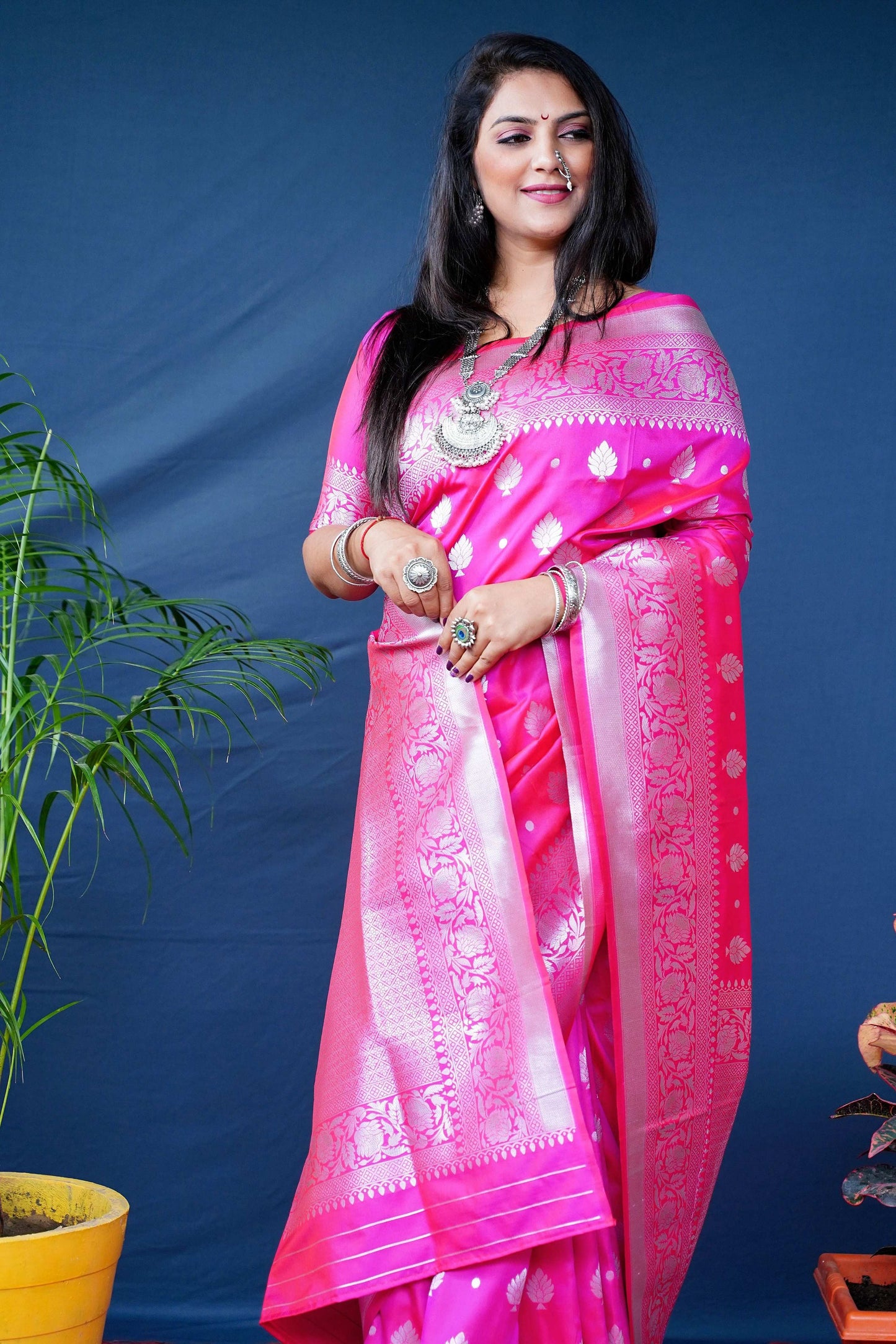 Jyoti Fashion Women's Pink Soft Banarasi Silk Zari Woven Saree with Blouse