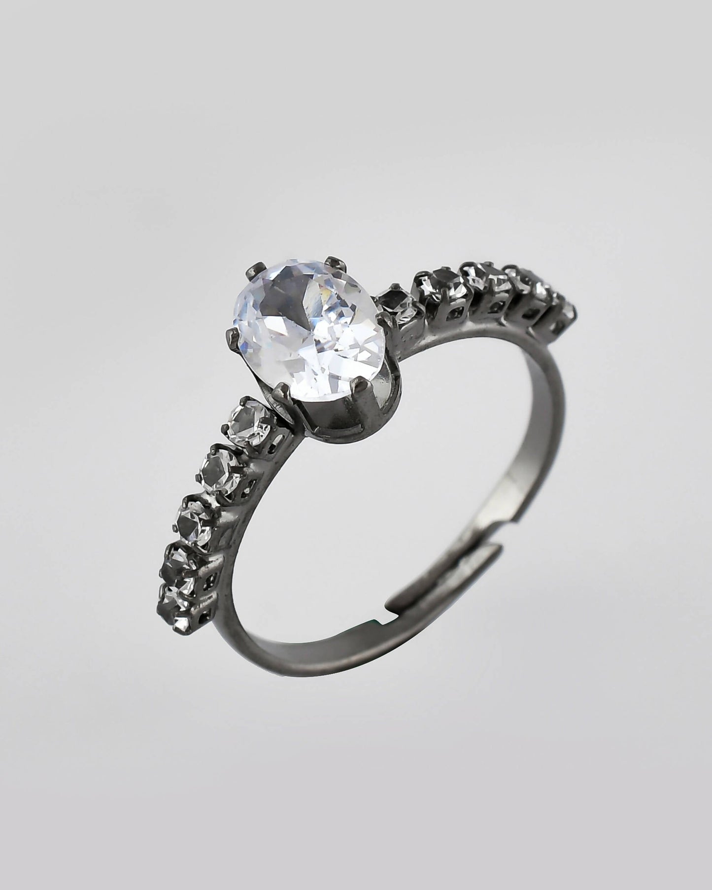 VOJ white CZ-detail Stainless Steel Cubic Zirconia Rhodium Plated Adjustable Finger Ring