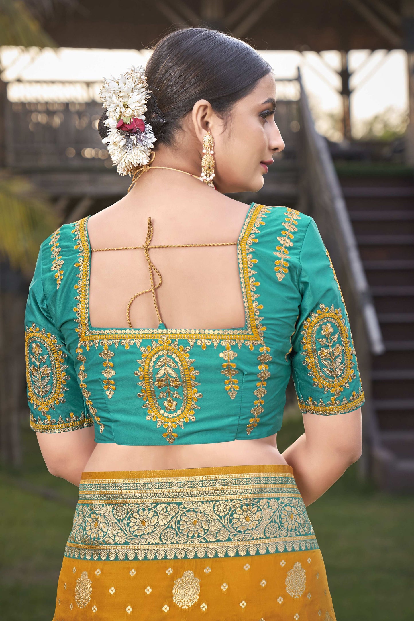 MANOHARI Banarasi Silk Blend Jacquard Work Saree - Mustard