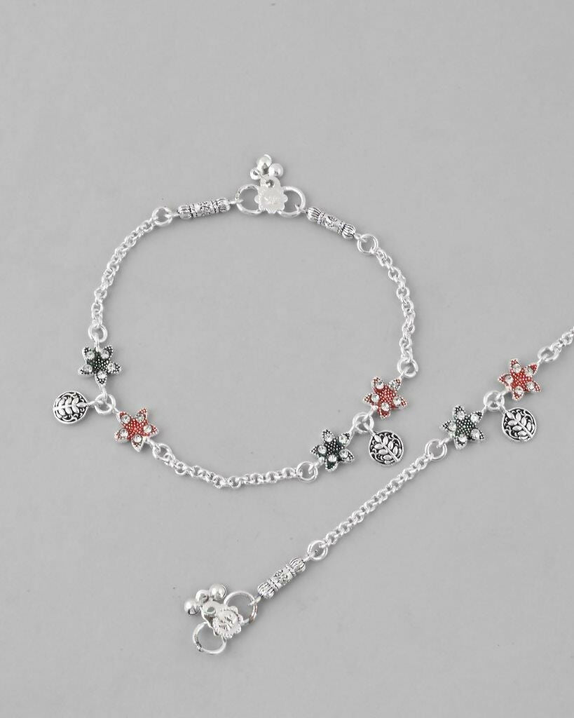VOJ Set of 2 Traditional Flower Shaped Designer Anklet