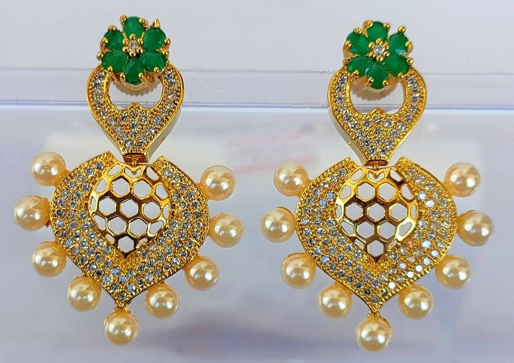 Ad Emerald Designer Pearls Earrings