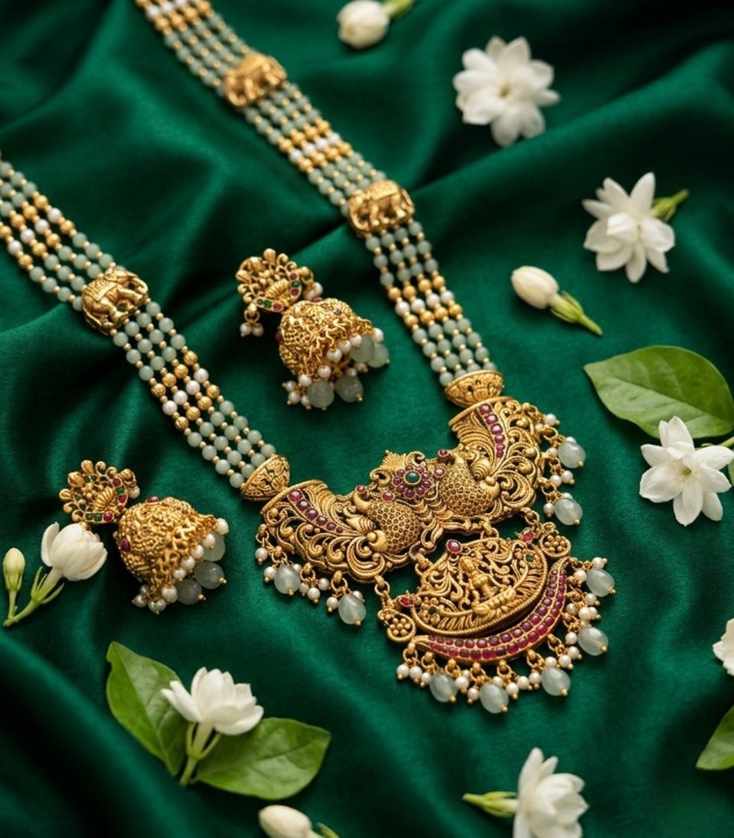 Jewel City Antique Temple Jewelry Gold-Plated Necklace Set with Lakshmi Pendant & Earrings Traditional South Indian Bridal Jewelry
