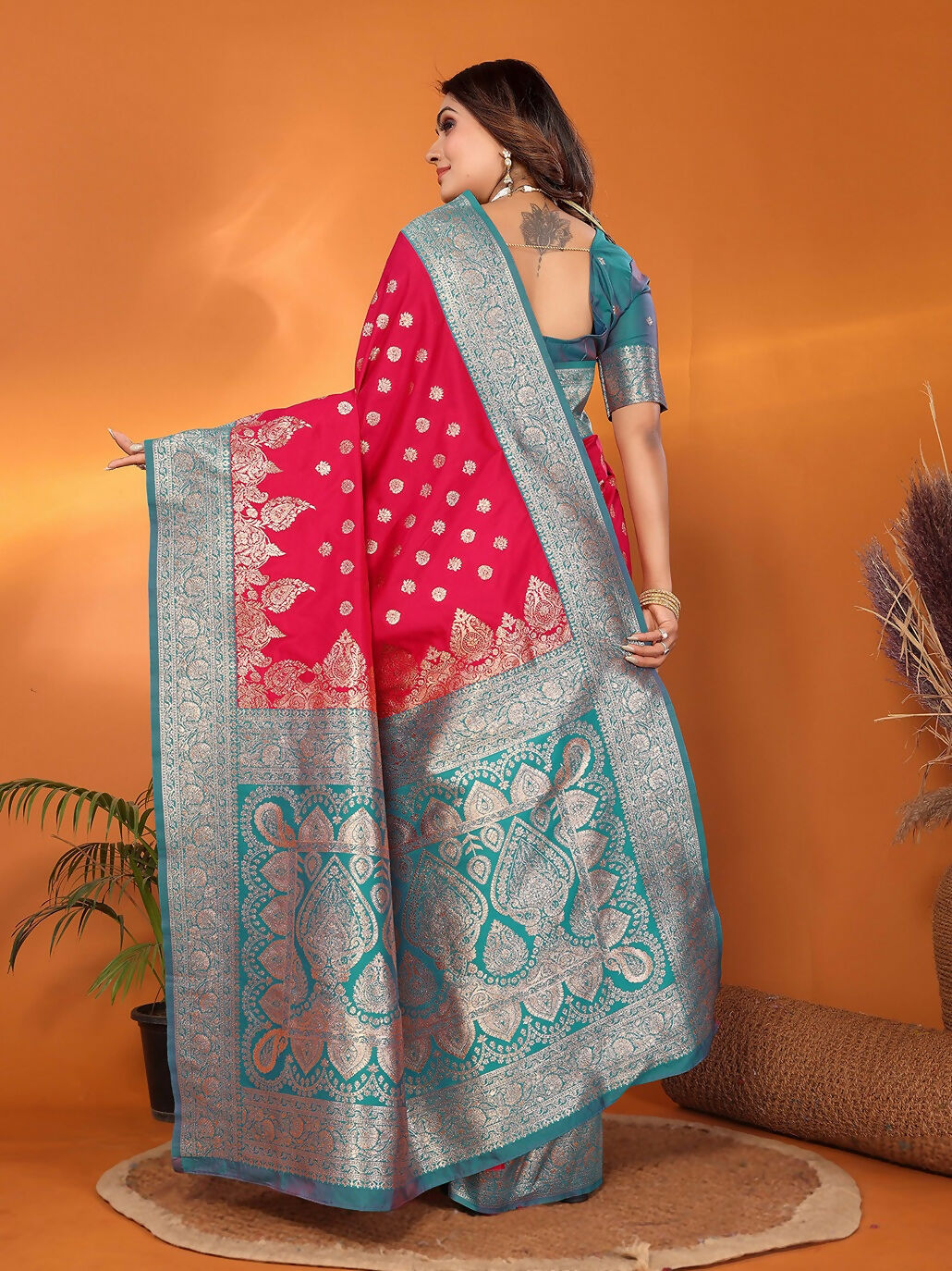 Joban Fashion Banarasi Hot Pink Woven Soft Silk Saree