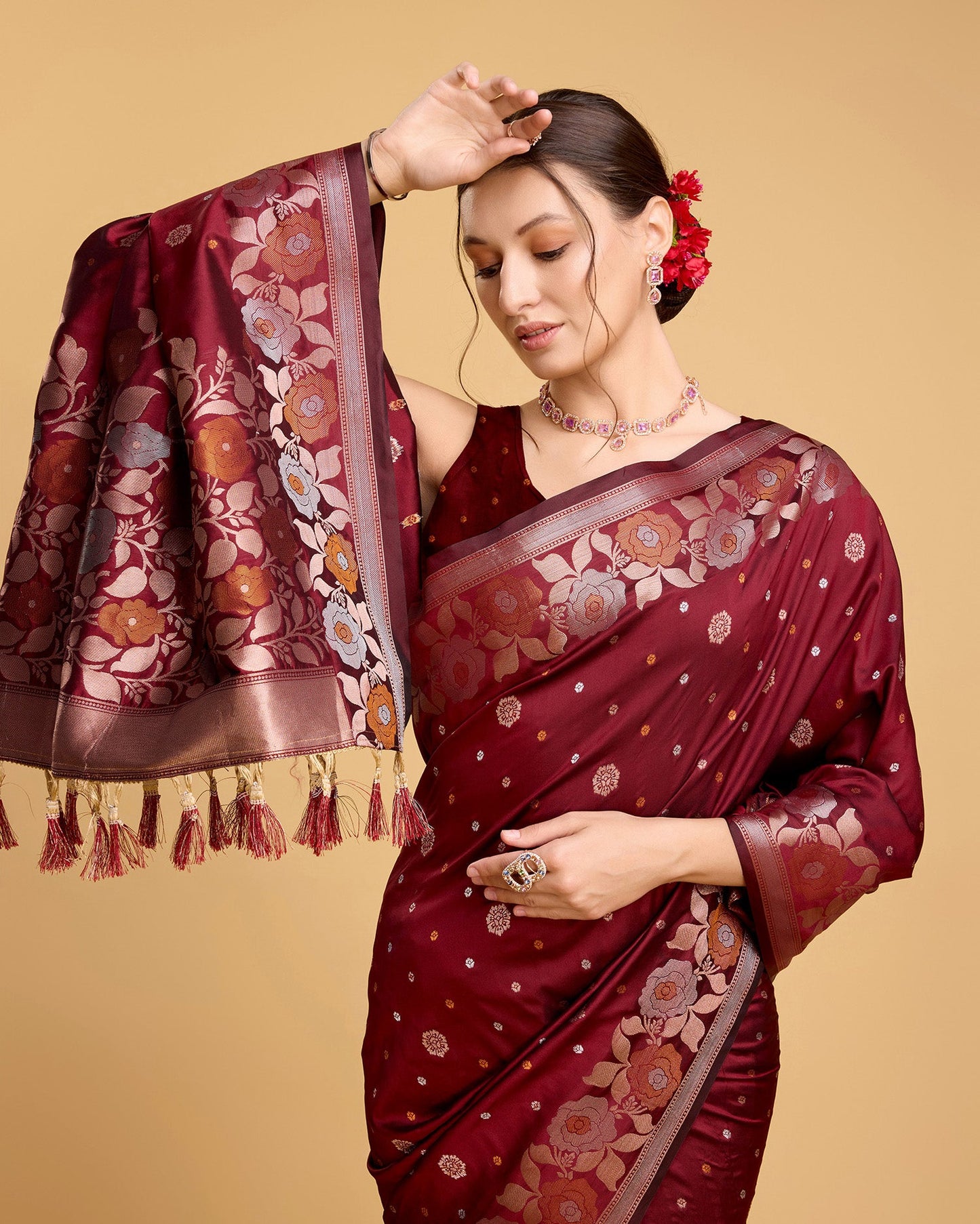 Vedant Vastram Soft Litchi Silk Banarasi Silk Saree - Maroon