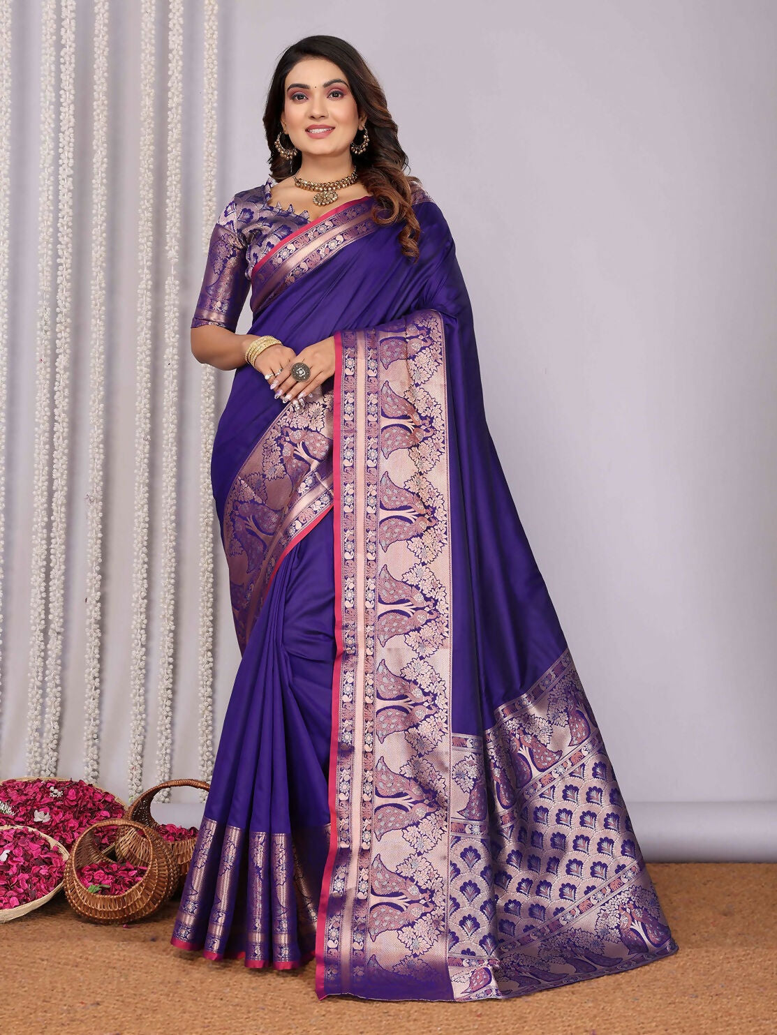 Joban Fashion Purple Woven Banarasi Silk Sarees