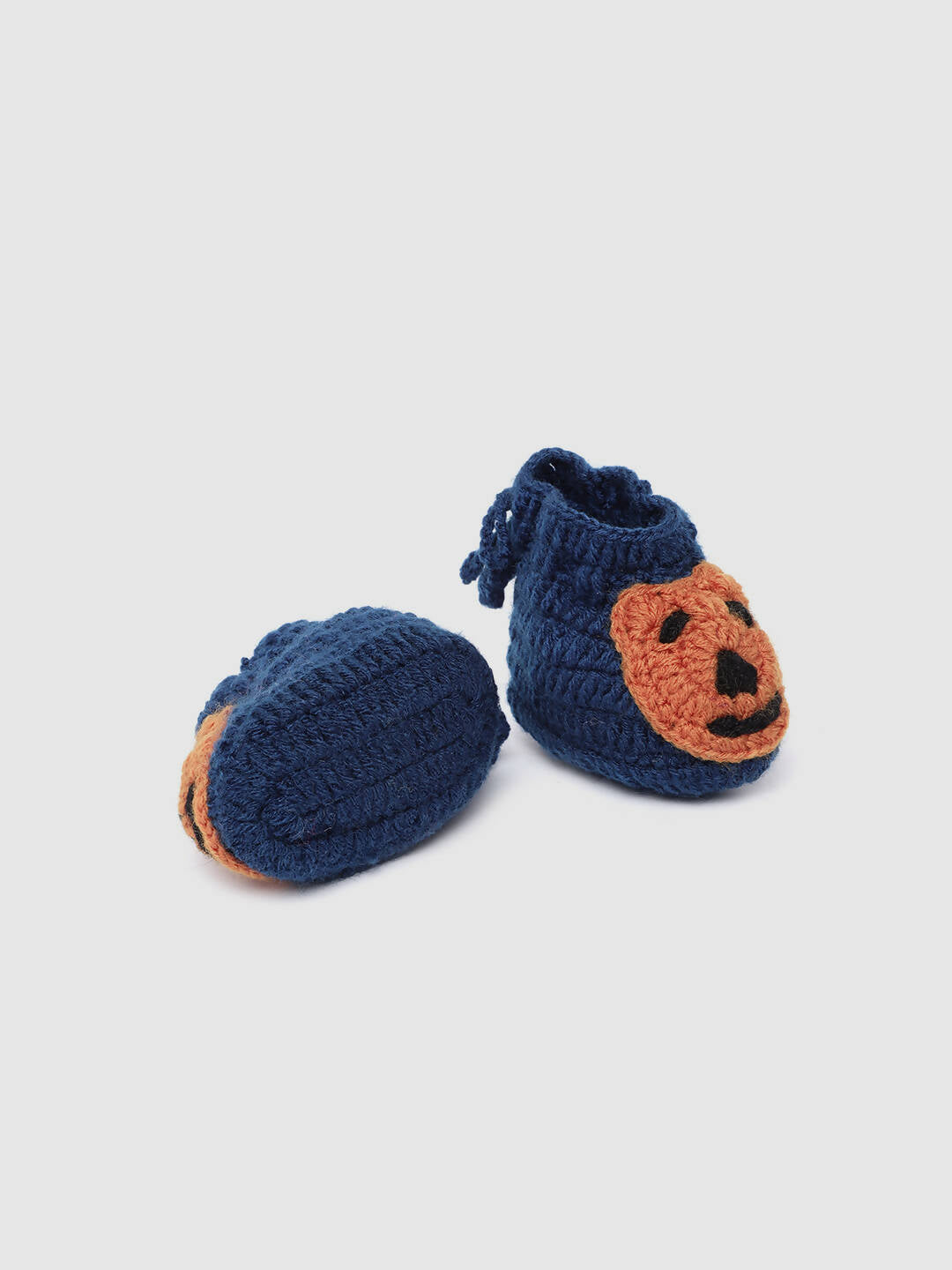 Chutput Kids Woollen Hand Knitted Bear Detailed Booties - Blue