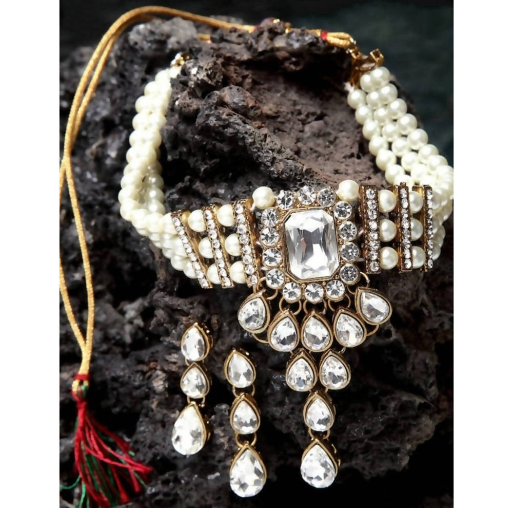 Mominos Fashion Traditional Design Necklace with Stone & Pearls