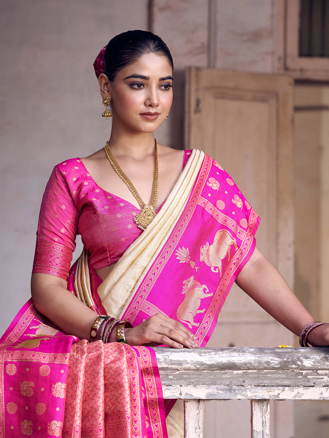 Anaita Cream Soft Silk Woven Saree With Blouse