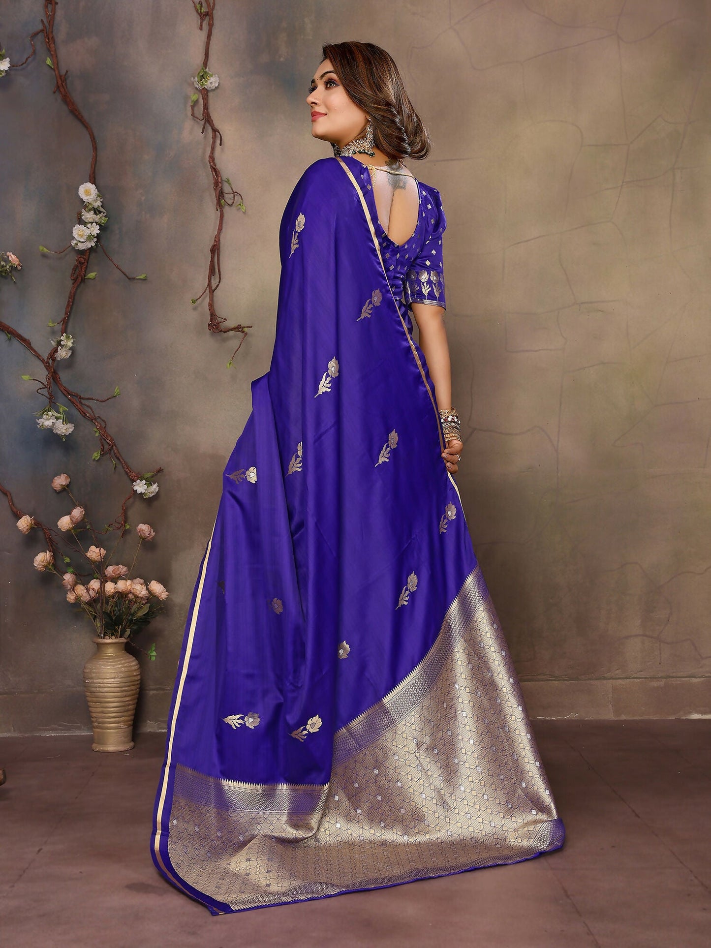 Joban Fashion Indigo Blue Floral & Botanical Motifs Satin Silk Banarasi Silk Saree