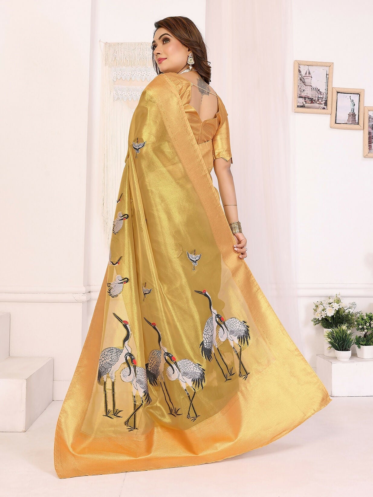 Joban Fashion Golden Cranes Patterns Banarasi Silk Sarees