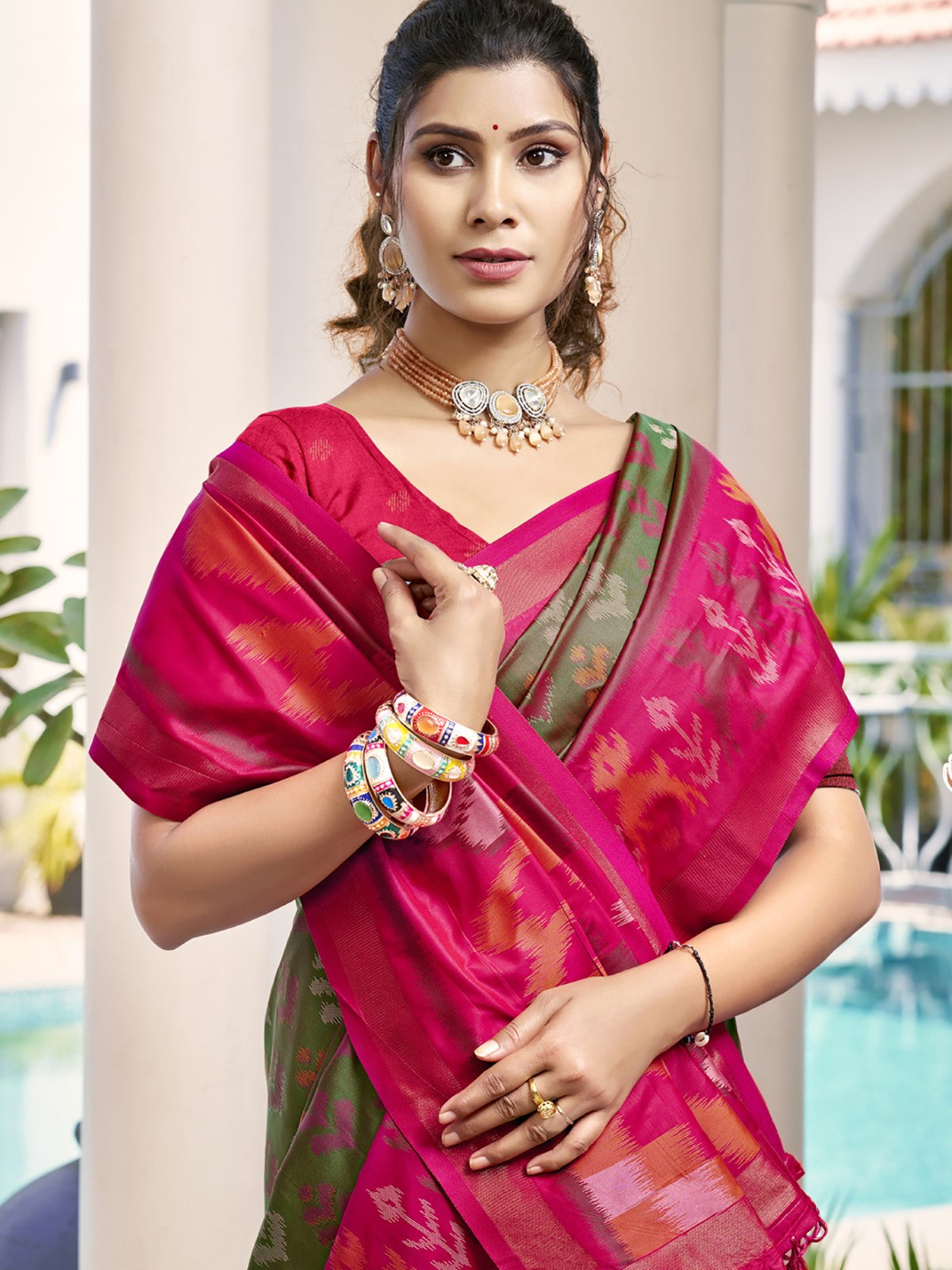 Anaita Mehendi Silk Saree With Blouse Piece