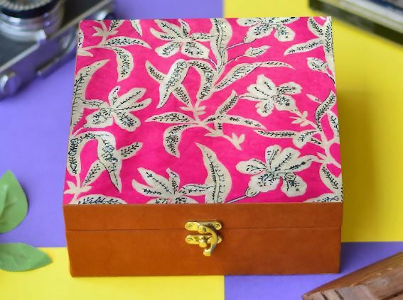 Collectibles India Wood Gift Box