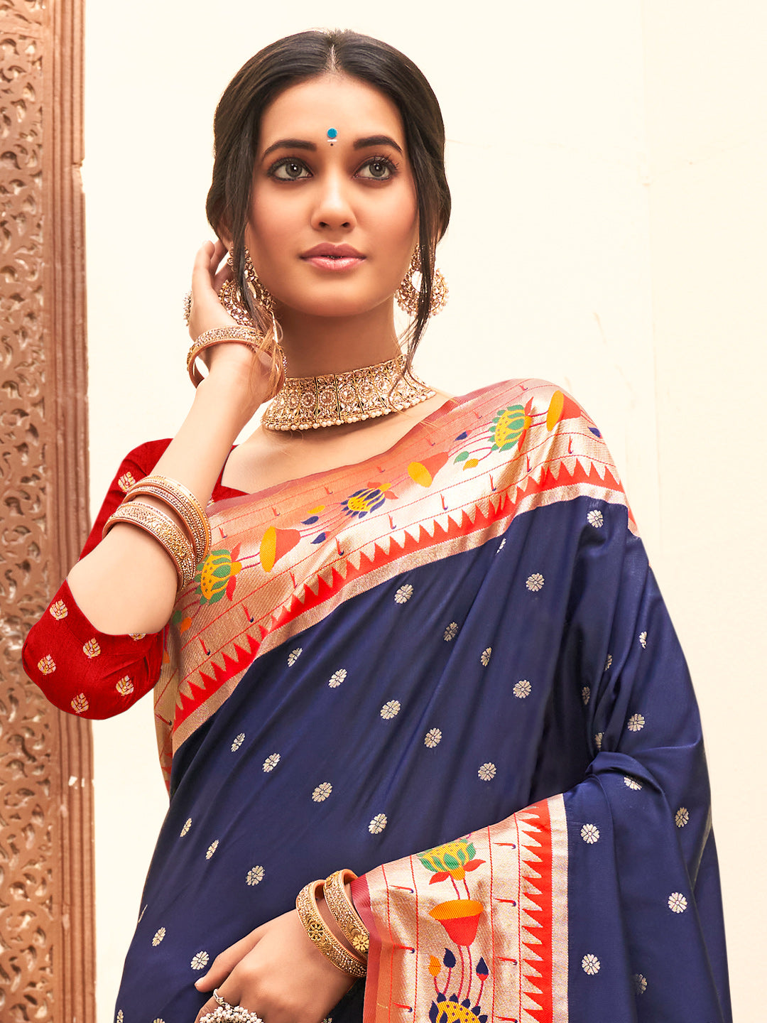Anaita Navy Silk Saree With Blouse Piece