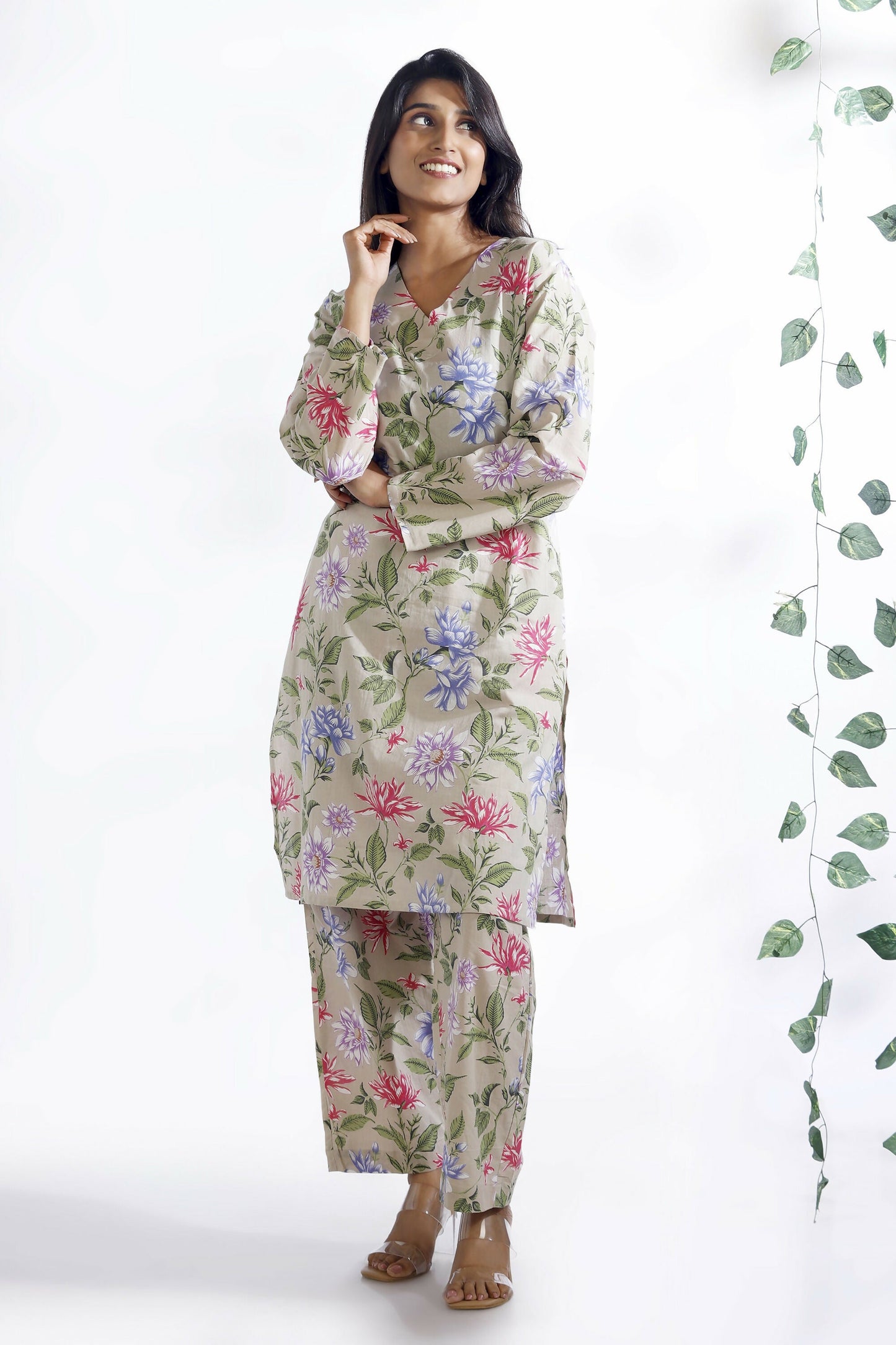 Breathables Women’S Loungewear Long Kurta Co-Ord Set Cotton Cream Floral Print