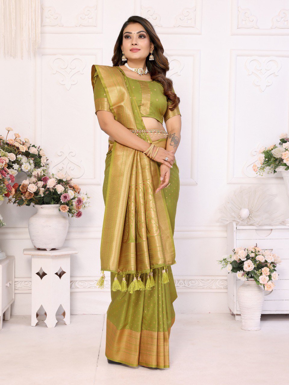 Anaita Green Silk With Zari Weaving Saree With Blouse