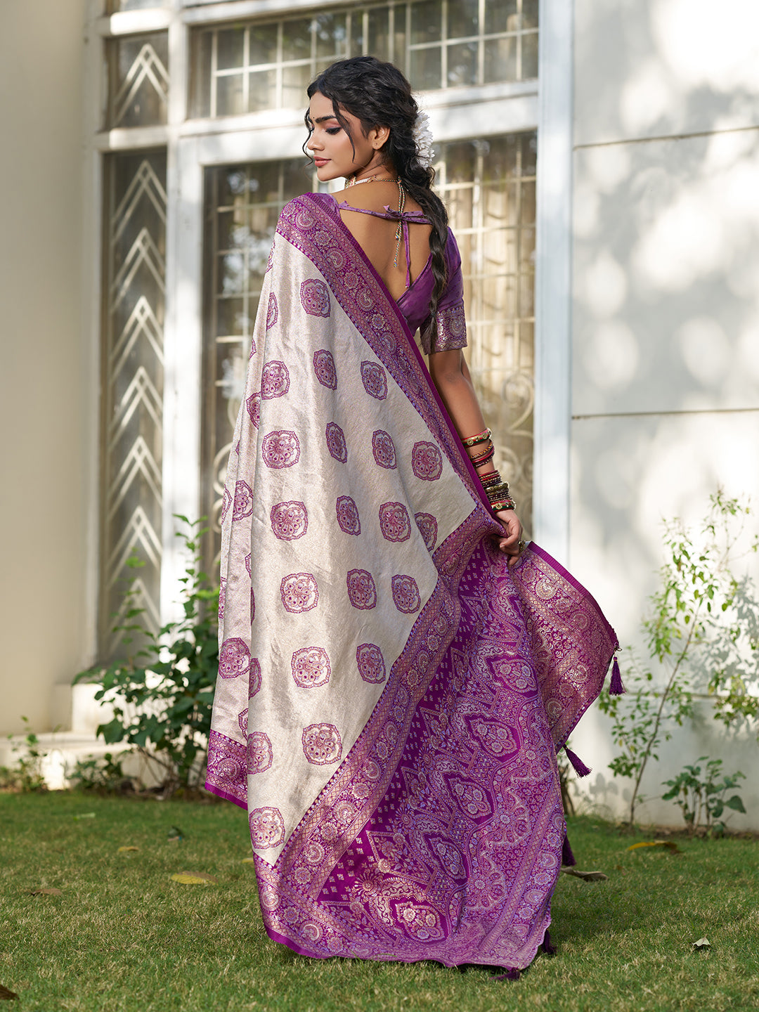 Anaita Purple Silk Blend Woven Saree With Blouse