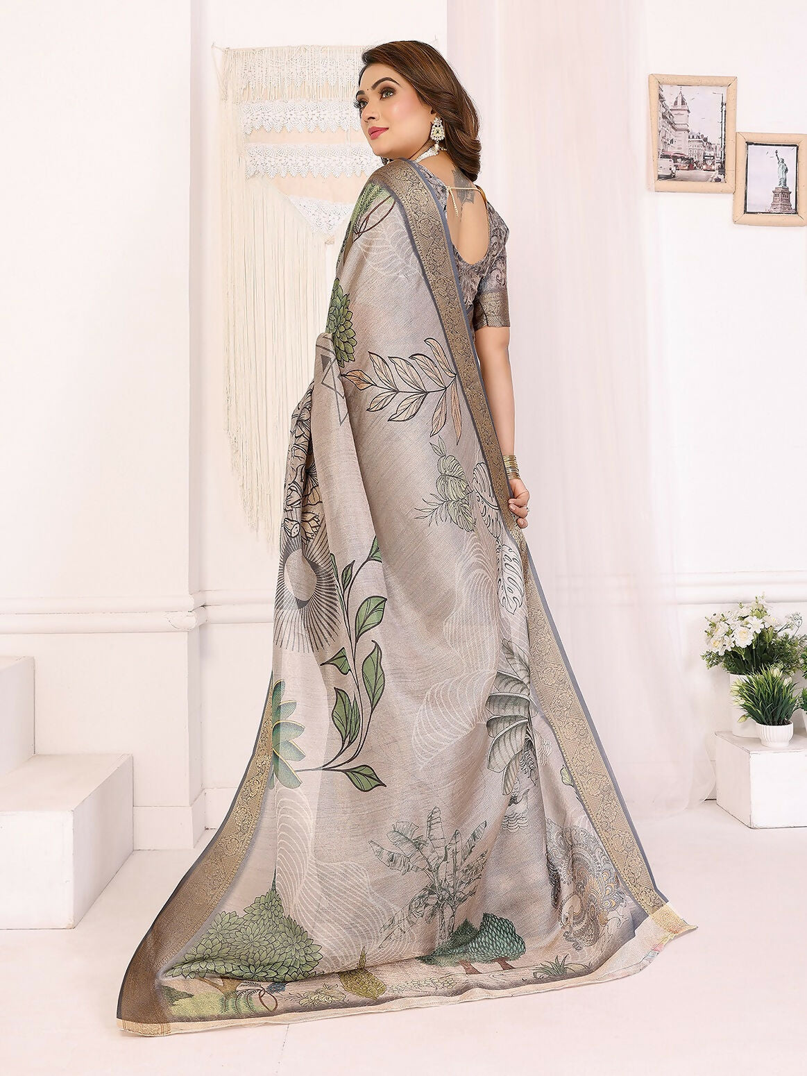 Joban Fashion Mutlicolor Art Print pattern Banarasi Silk Sarees