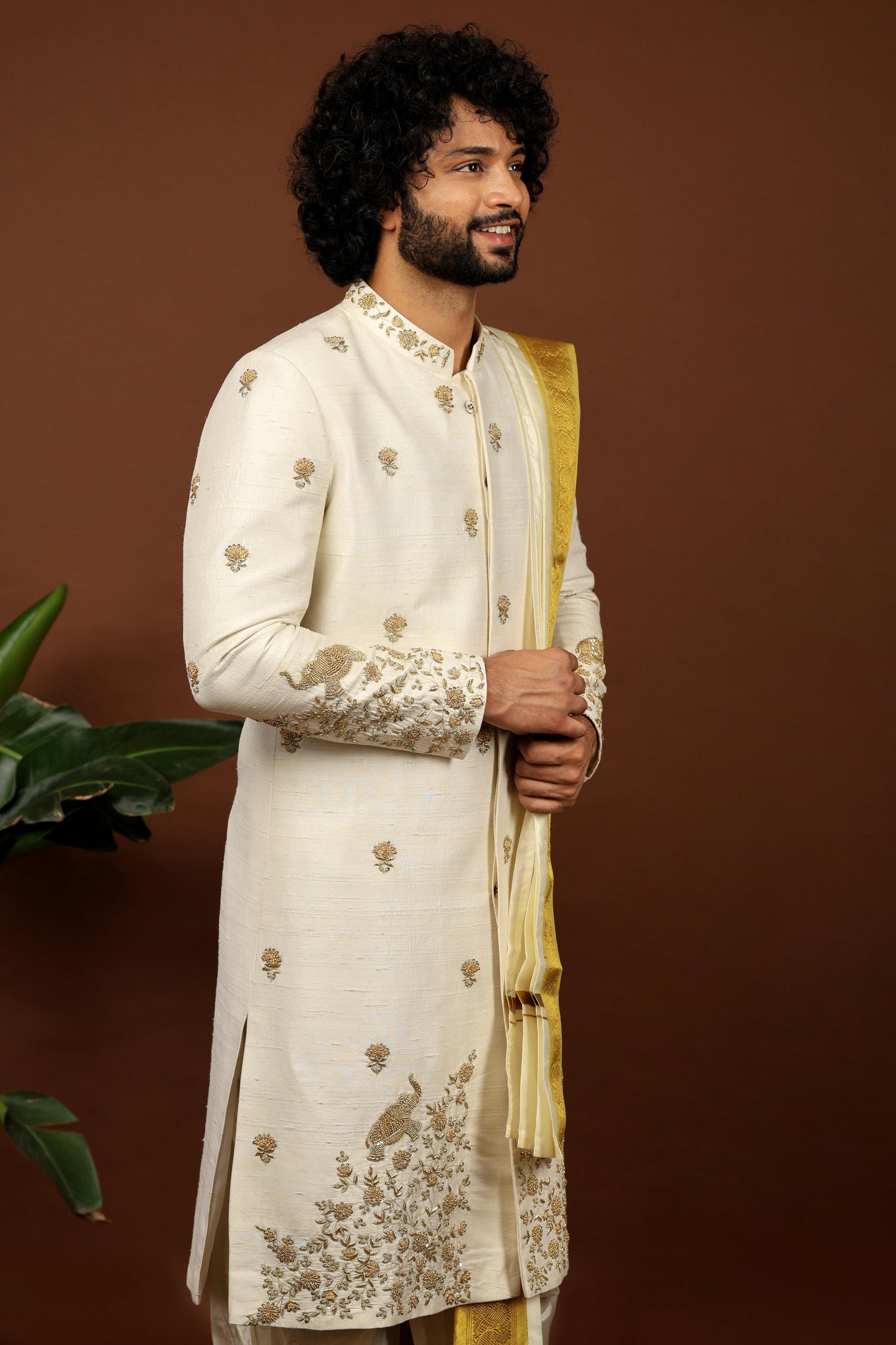 Off White Embroidered Sherwani by Hilo Design