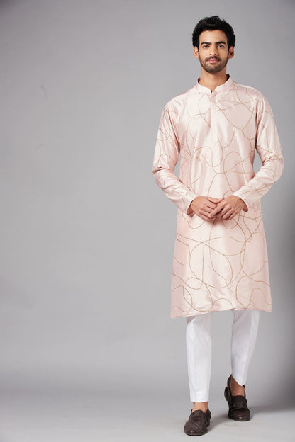 Ilaria Gold Zari Abstract Embroidered Peach Kurta by Hilo Design