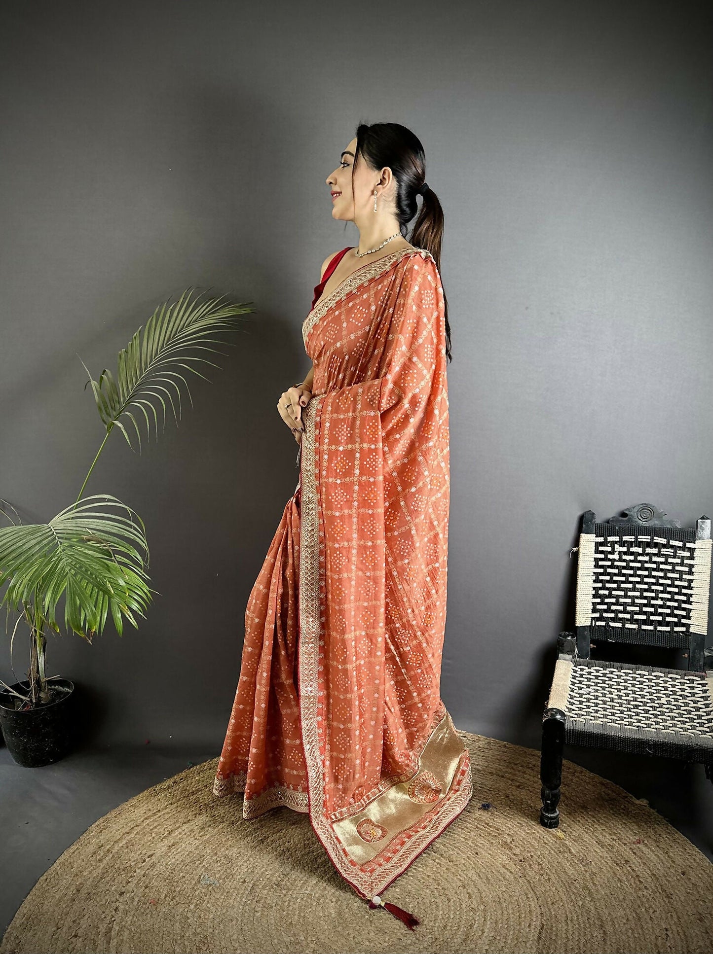 Joban Fashion Peach Bandhej Bandhani Vichitra Silk Bandhani Prints Saree