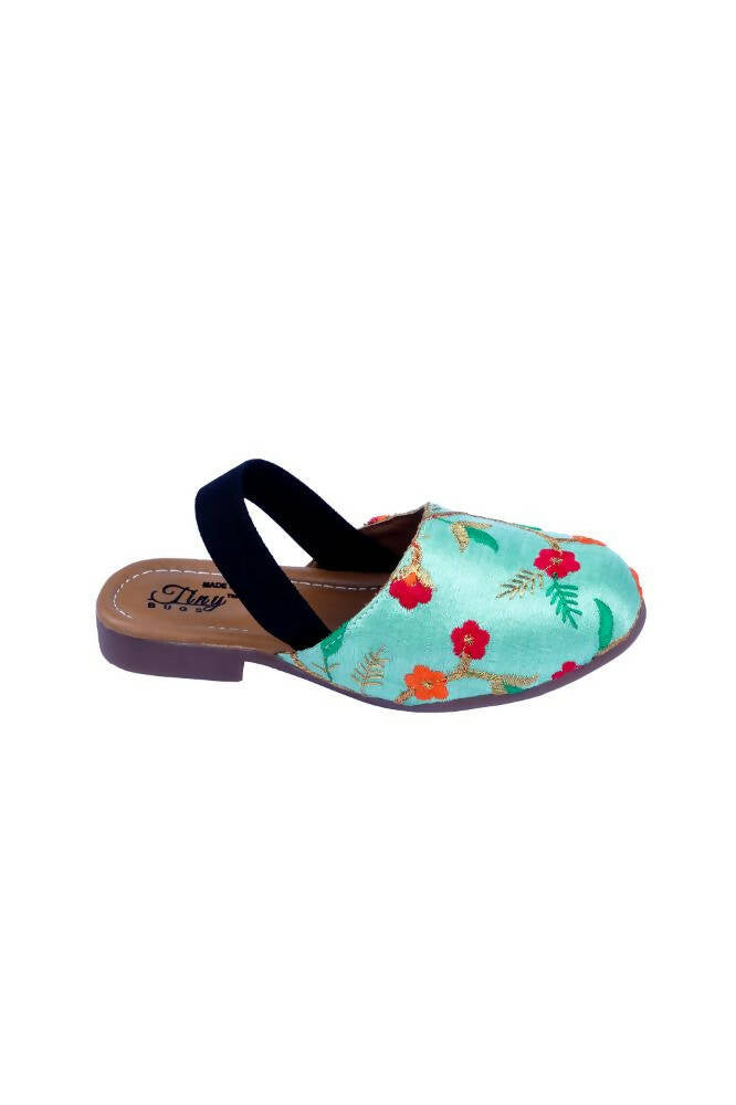 Tiny Bugs Girls Embroidered Strap Ethnic Jutis-Green