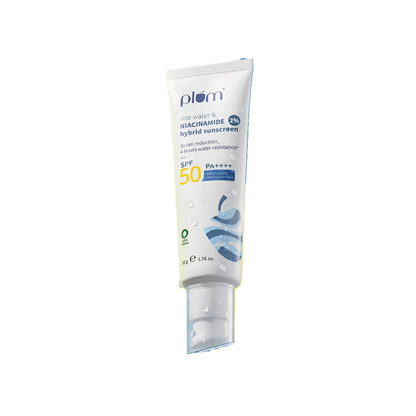 Plum 2% Niacinamide Sunscreen SPF 50 PA+++ UVA/B - Reduces Tan, No White Cast, Dermat Tested