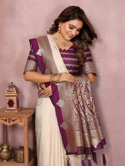 Anaita Beige Handloom Kalamkari Silk Saree With Zari Woven Work