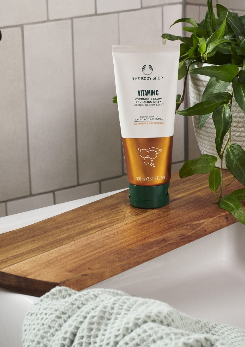 The Body Shop Vitamin C Overnight Glow Revealing Mask - 100 ml