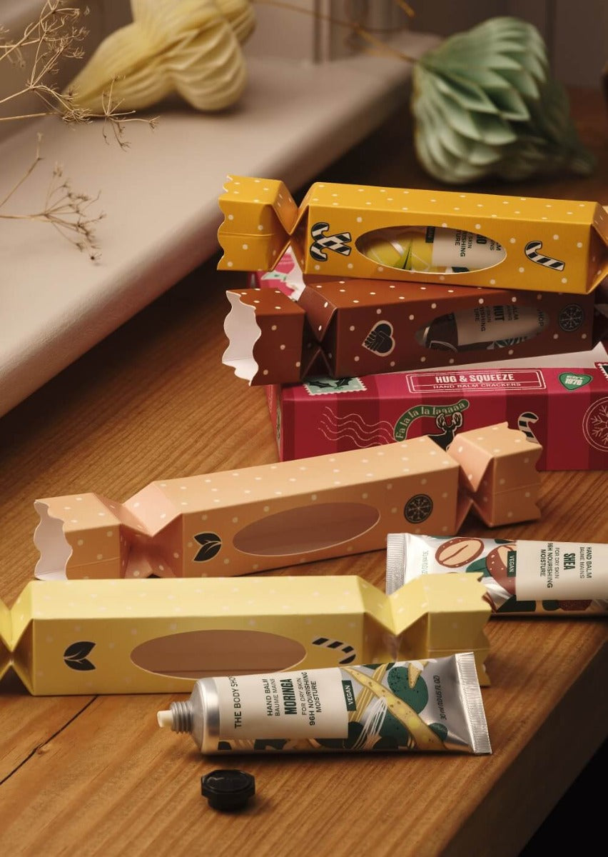 The Body Shop Hug & Squeeze Hand Balm Crackers - 1P