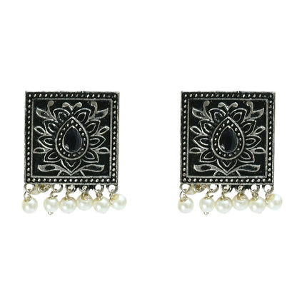 Mominos Fashion Johar Kamal Statement Silver-Plated Brass Finish Kundan/Pearls Choker For Women (Black)