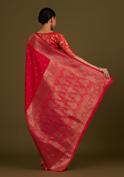 Monjolika Fashion Elegant Hot Pink Banarasi Silk Blend SareeBrocade Motifs & Zari Woven Splendor