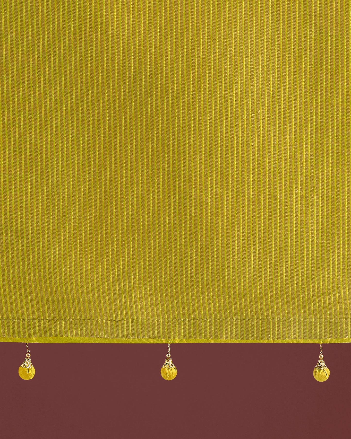Monjolika Fashion Banarasi Silk Parrot Green Zaal Pattern Traditional Saree