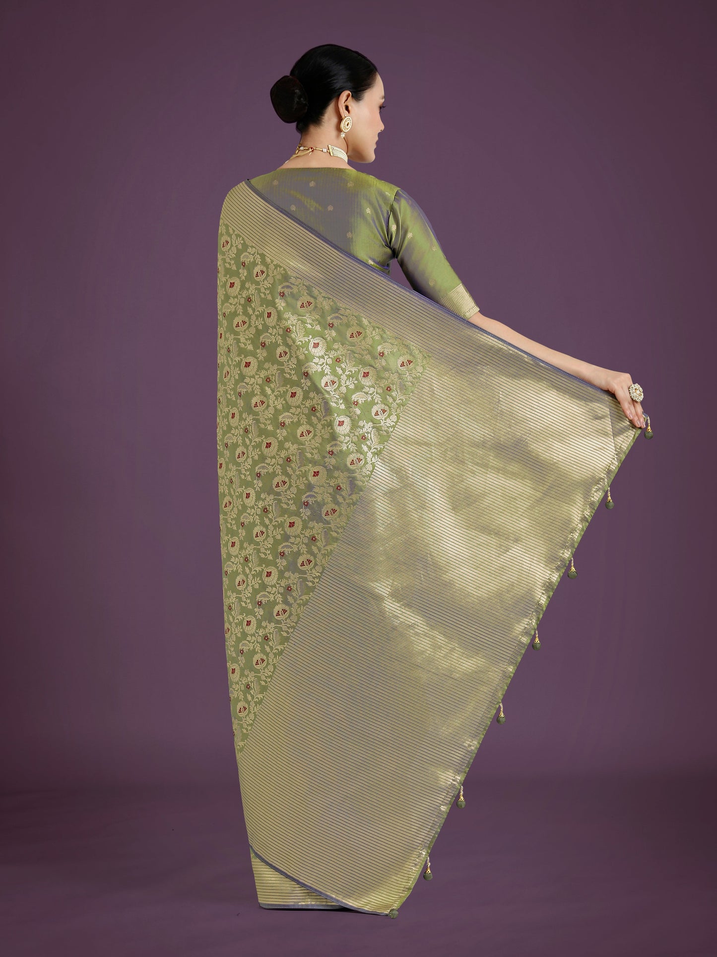 Monjolika Fashion Banarasi Silk Olive Zaal Pattern Traditional Saree