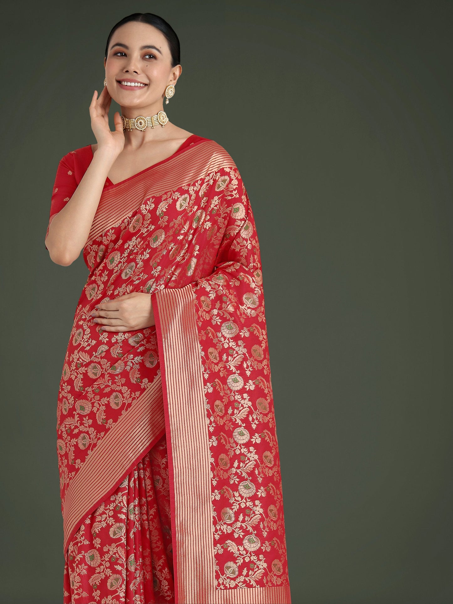 Monjolika Fashion Banarasi Silk Red Zaal Pattern Traditional Saree