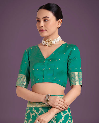 Monjolika Fashion Stunning Turquoise Banarasi Satin Silk Golden Meenakari Work Saree